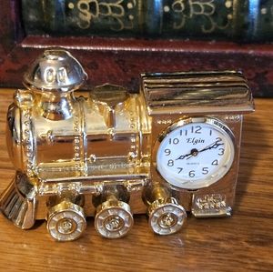 Elgin Watch in Goldtone Train